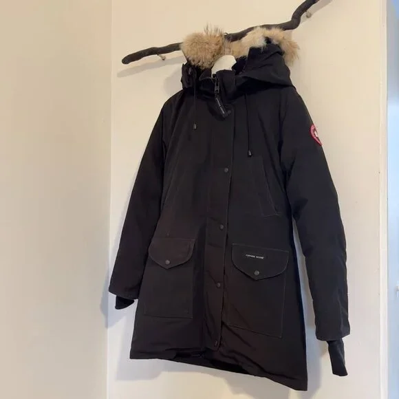 Canada Goose Original Trillium Parka – Women's Medium – Black - Picture 2 of 11